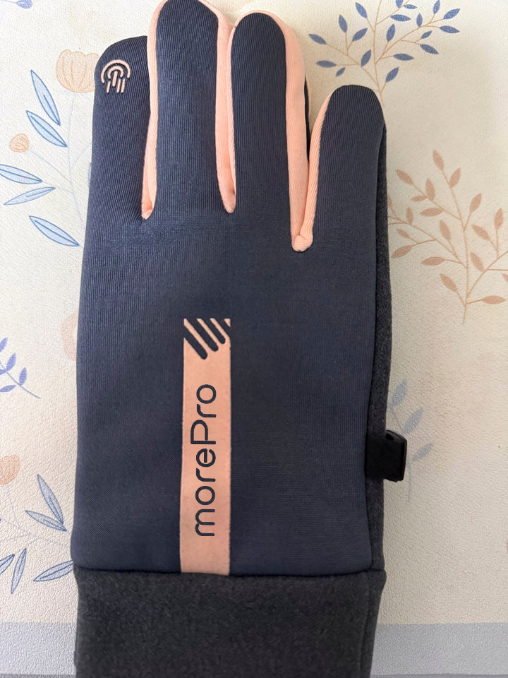 MorePro Gloves for Household Purposes – Durable Protection for Cleaning Tasks